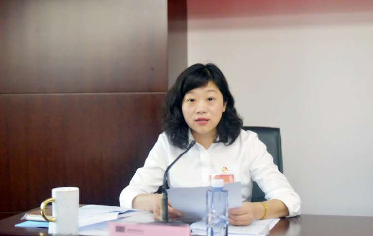 胡书记主持.JPG 胡书记主持.JPG